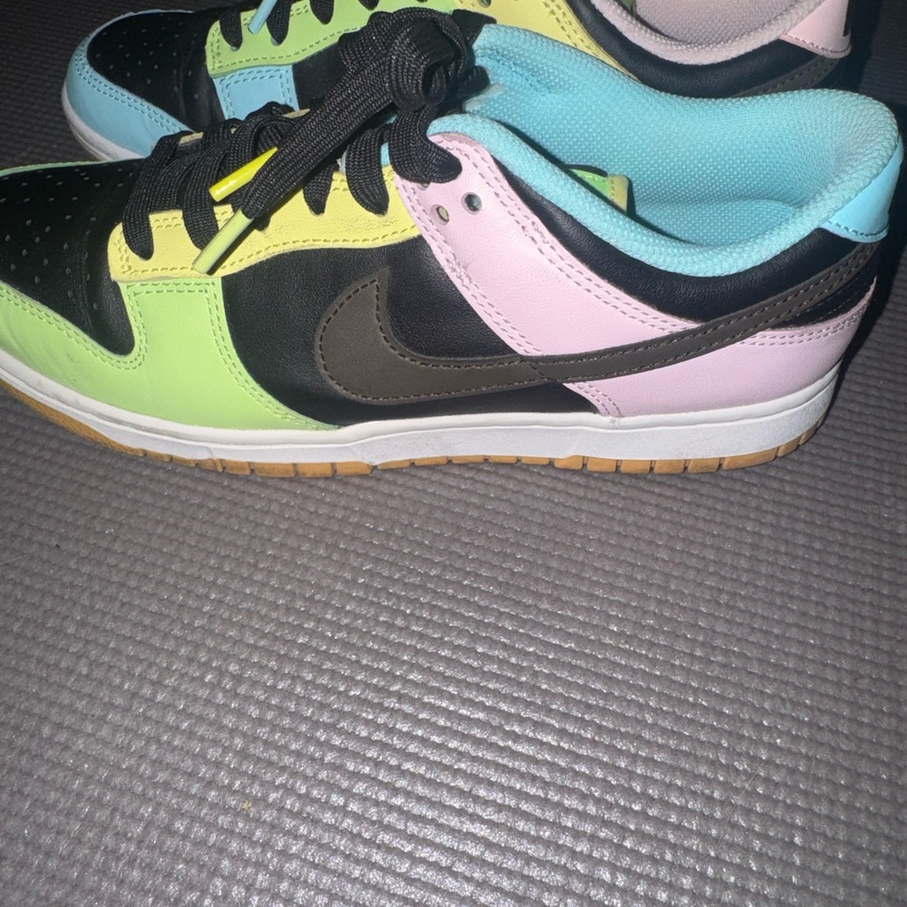 Nike Dunks - image 2